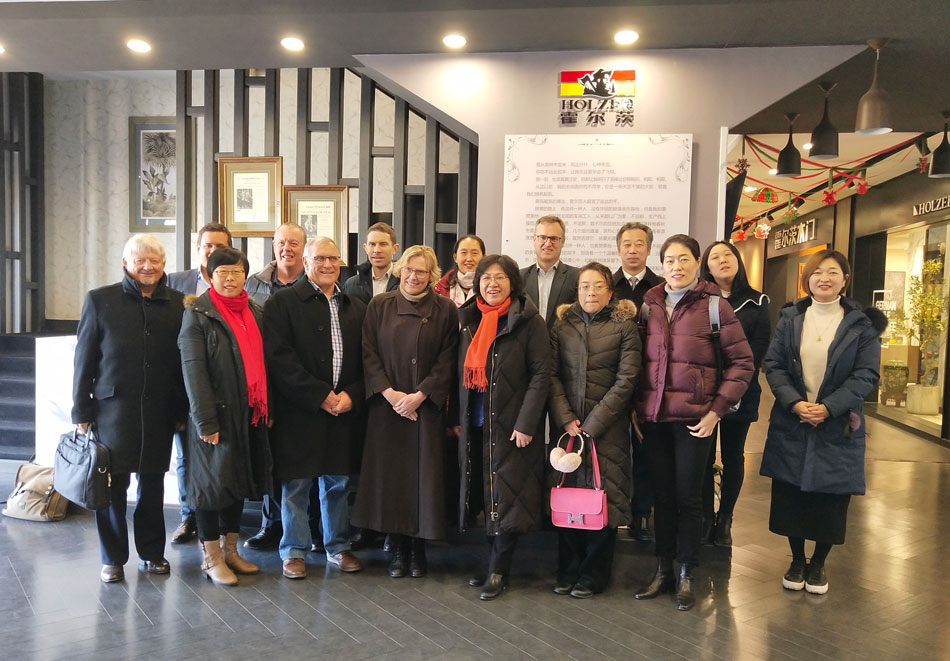 恭贺新西兰访华团来访霍尔茨之行圆满结束！