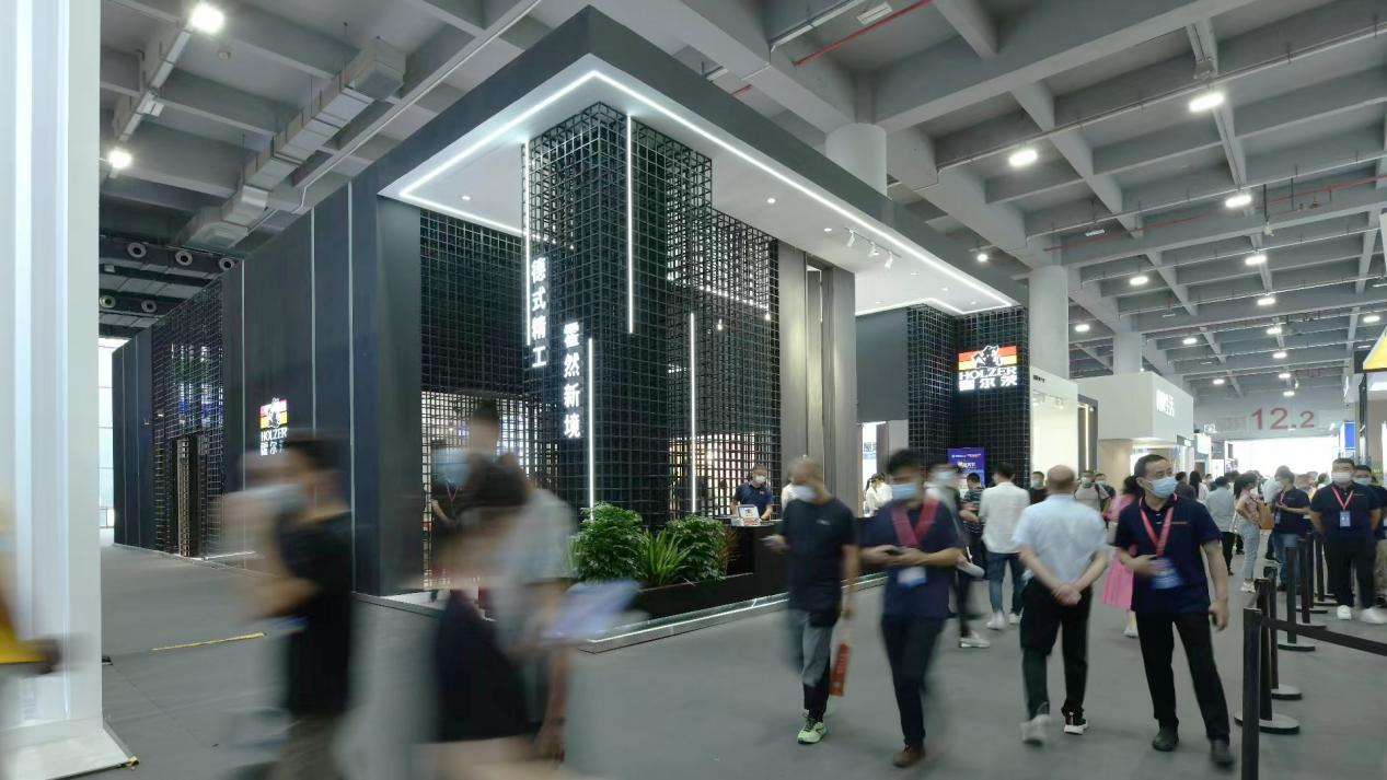 展现强大品牌实力，霍尔茨精彩亮相中国建博会（广州）